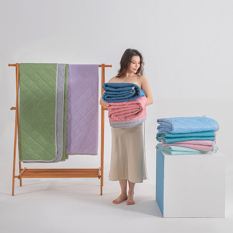 Cool-Feel Tencel™ Summer Blanket – Grade A Baby-Safe Fabric, 120 gsm Breathable Fill, Cooling Touch for Hot Nights, 150×200 cm, OEKO-TEX, Perfect for Mum & Baby