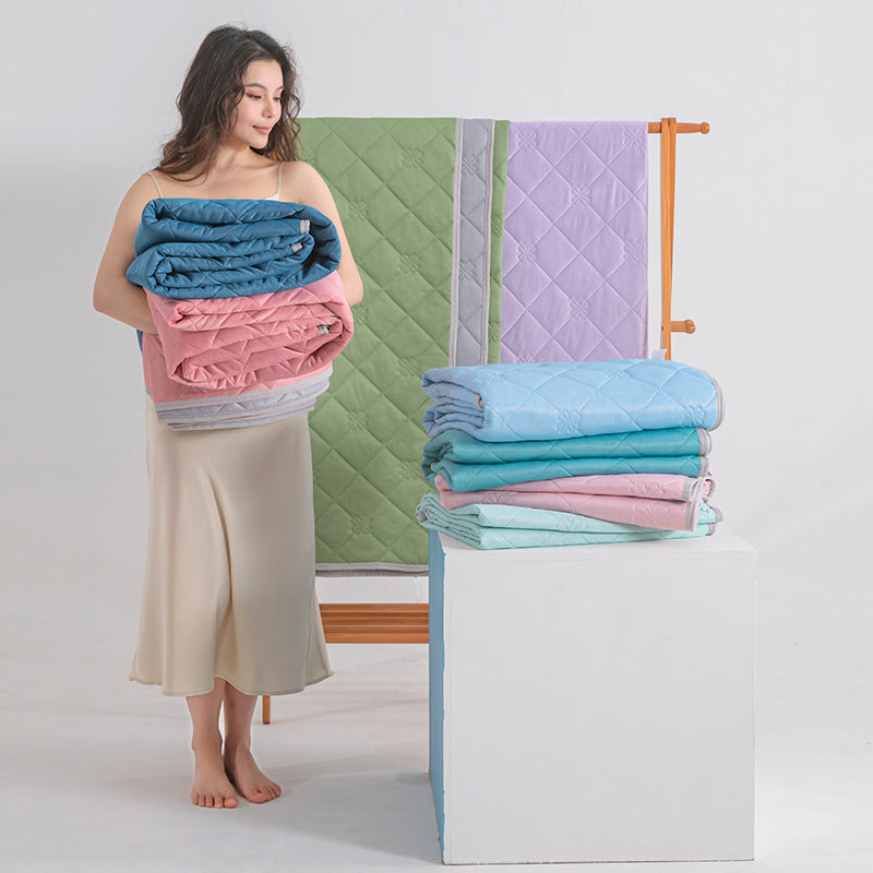 Cool-Feel Tencel™ Summer Blanket – Grade A Baby-Safe Fabric, 120 gsm Breathable Fill, Cooling Touch for Hot Nights, 150×200 cm, OEKO-TEX, Perfect for Mum & Baby